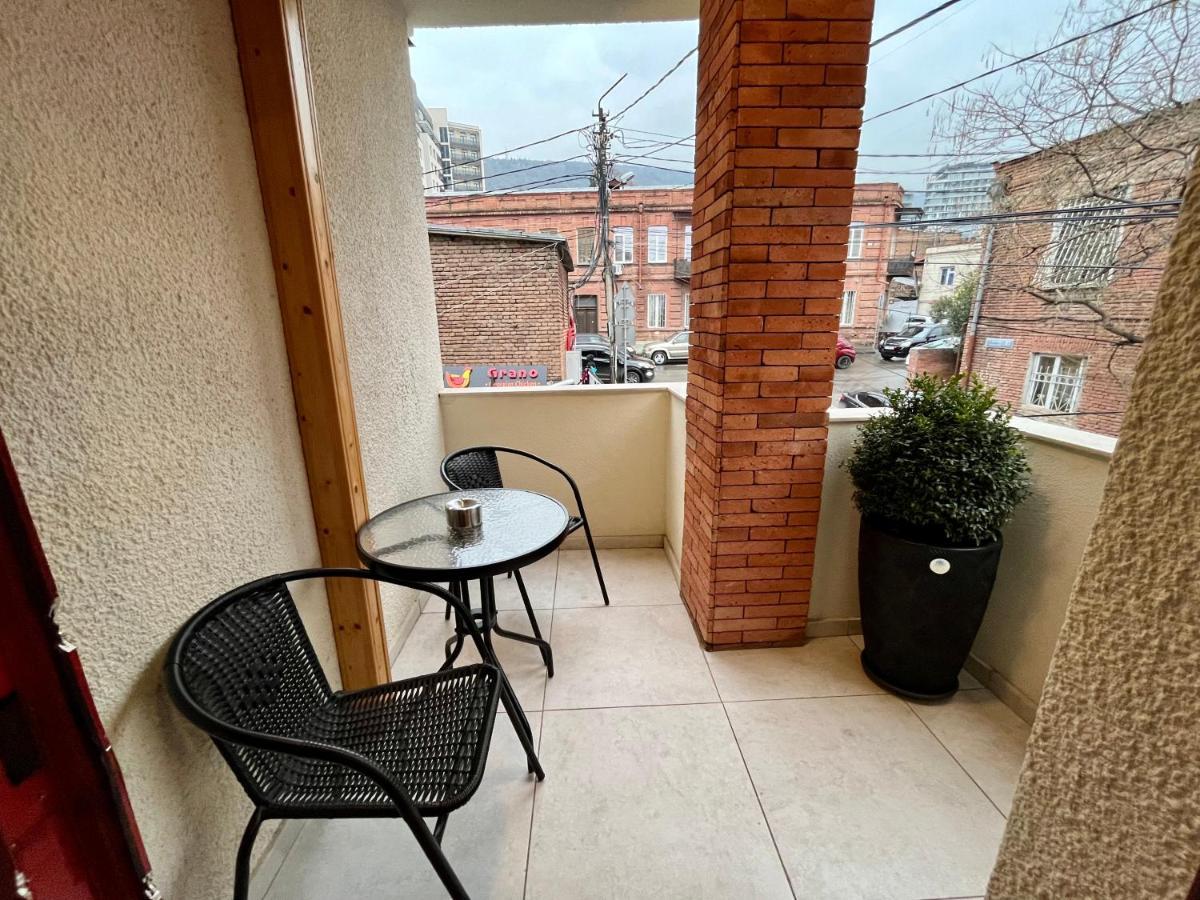 Hotel Well Inn Tbilisi Eksteriør billede