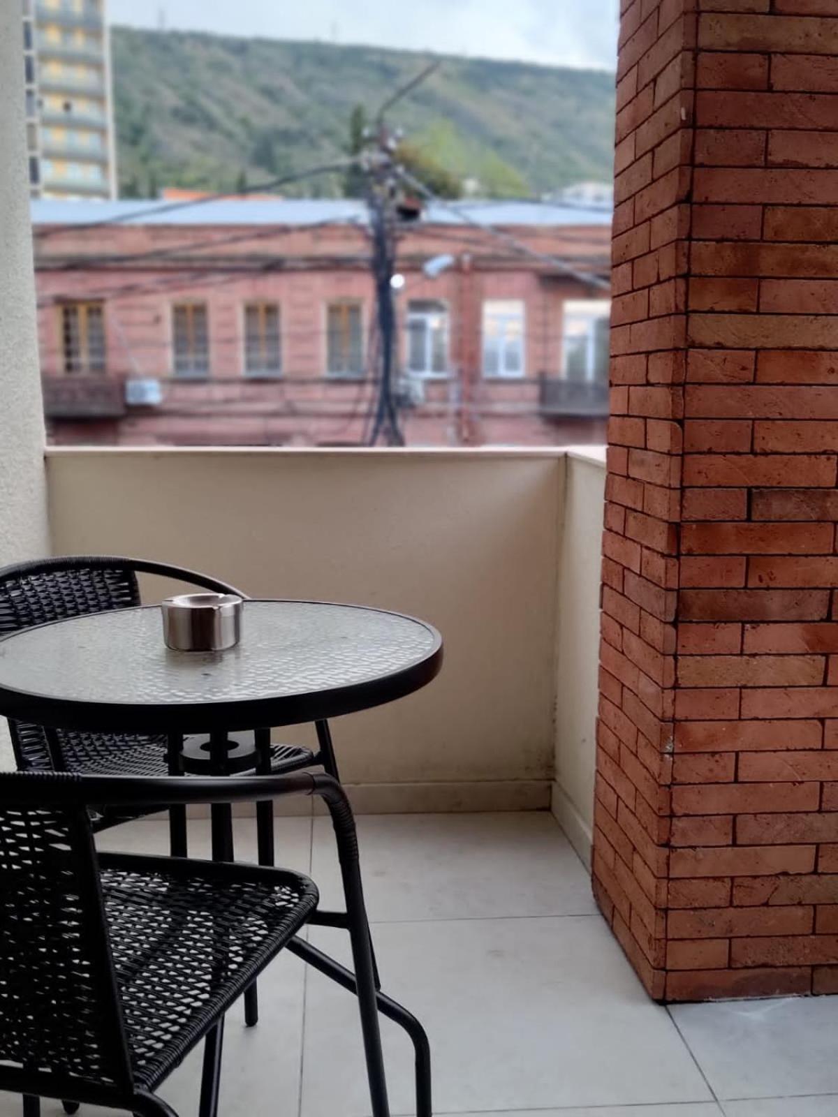 Hotel Well Inn Tbilisi Eksteriør billede