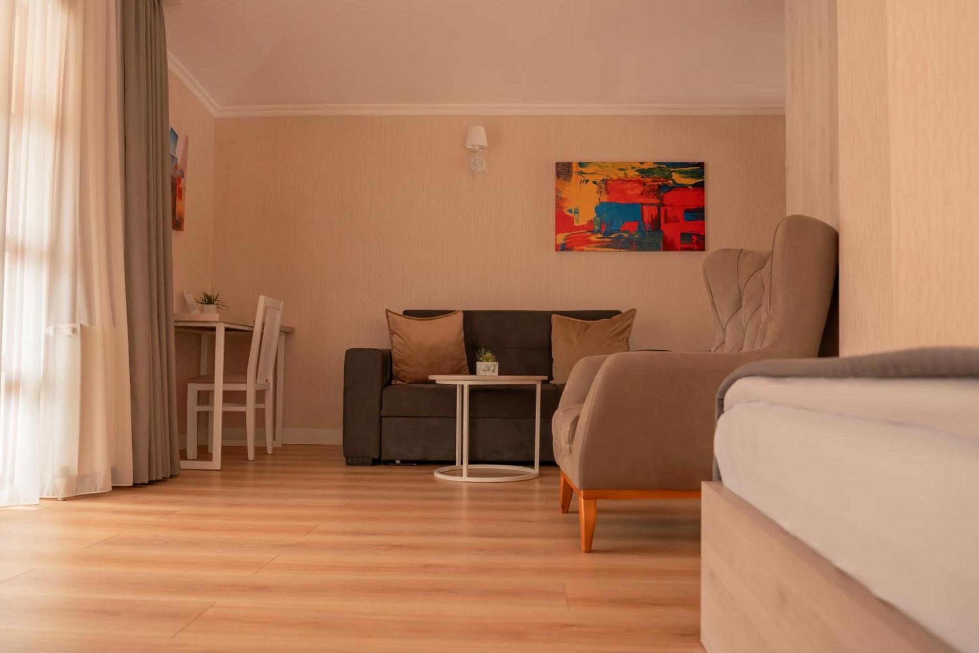 Hotel Well Inn Tbilisi Eksteriør billede