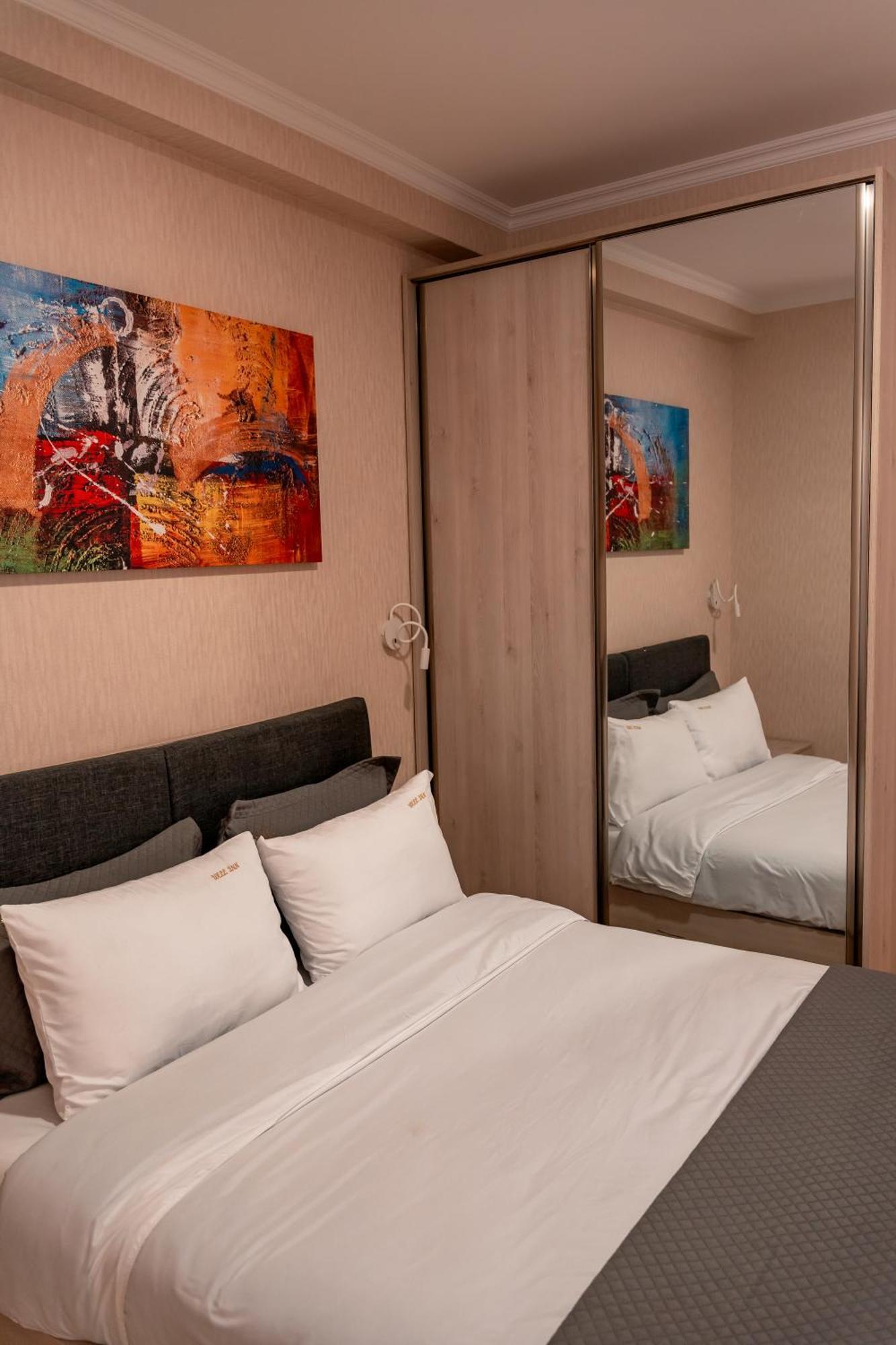 Hotel Well Inn Tbilisi Eksteriør billede