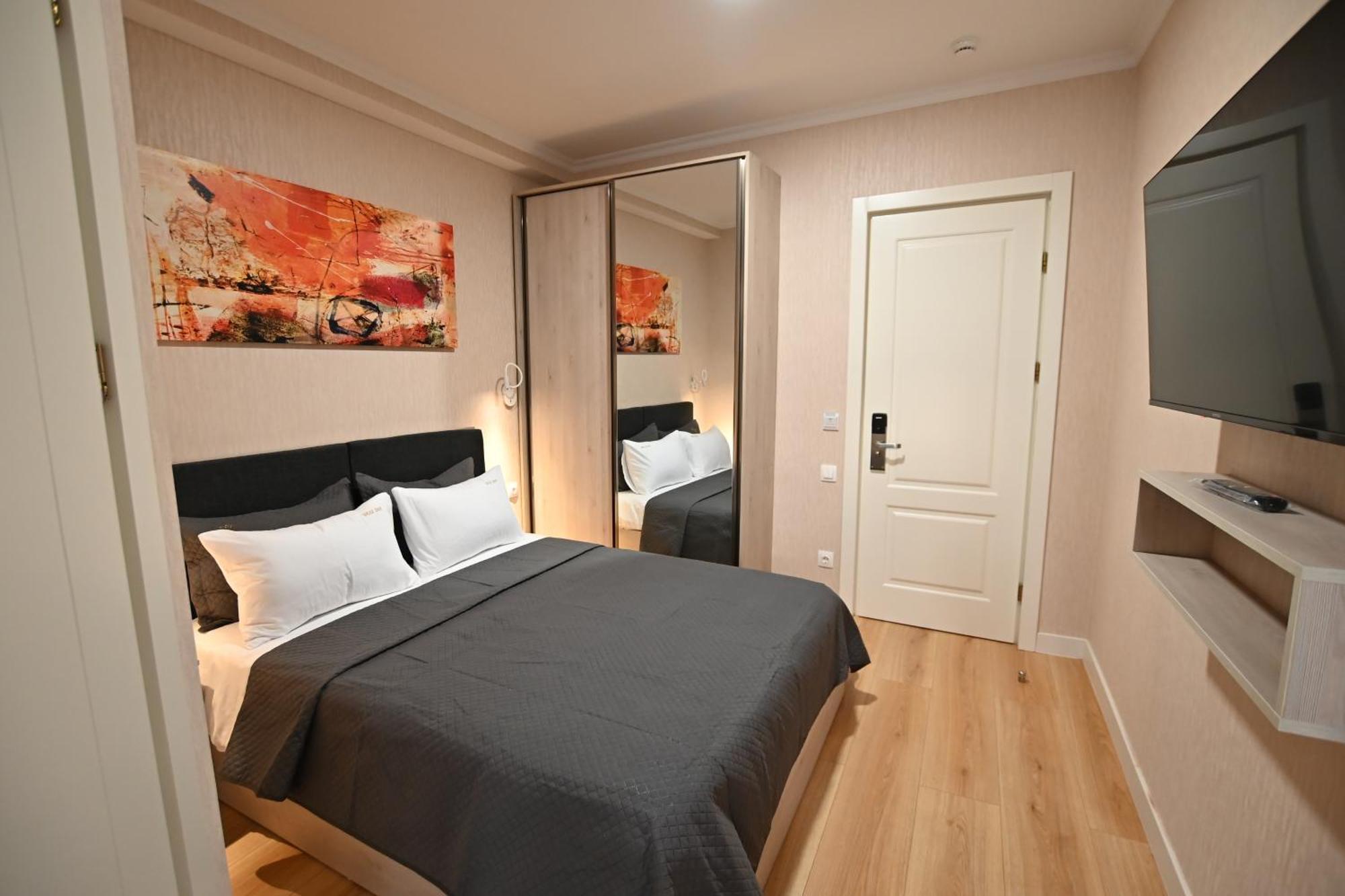 Hotel Well Inn Tbilisi Eksteriør billede